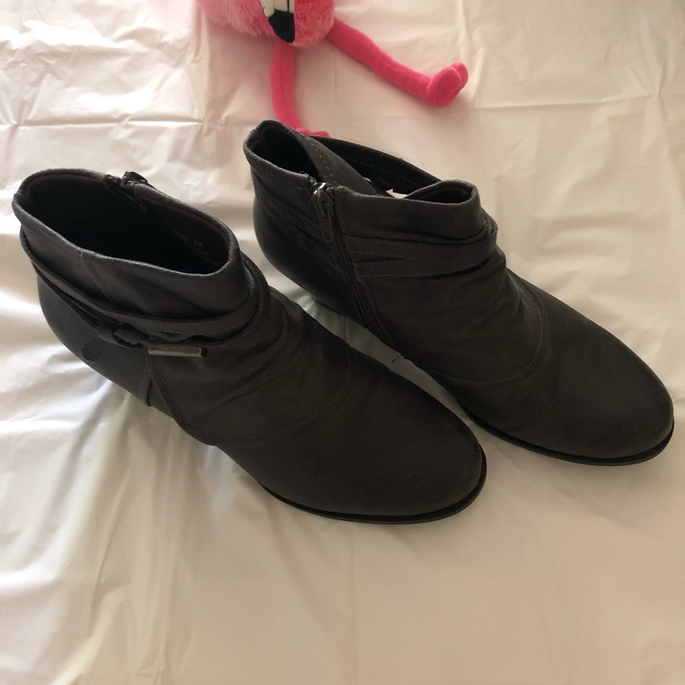 BareTraps Ankle Boots